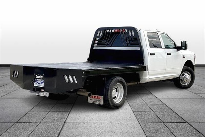 2024 RAM 3500 Chassis TradesmanImage 13