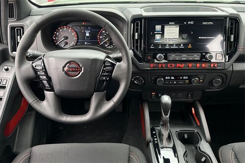 New 2025 Nissan Frontier PRO-4XImage 11