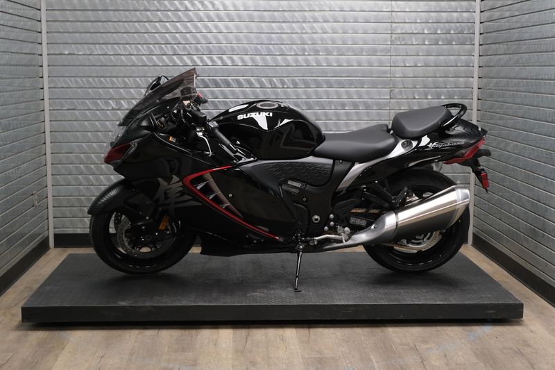 NEW 2026 SUZUKI HAYABUSA Image 6