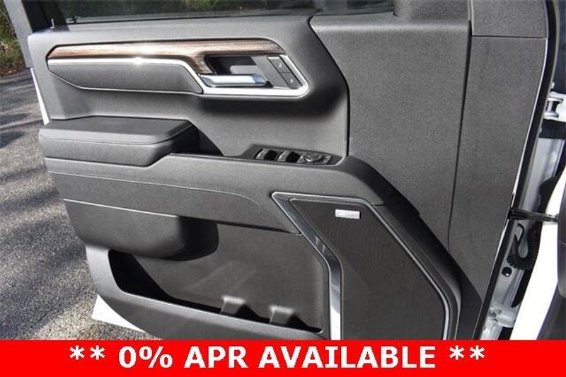 New 2025 Chevrolet Silverado 1500 RSTImage 34