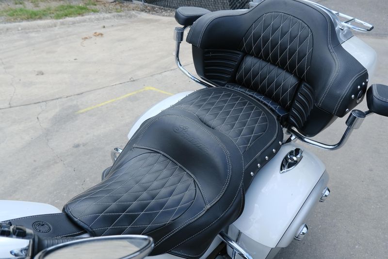 USED 2019 INDIAN MOTORCYCLE ROADMASTER Image 14