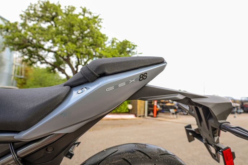 USED 2024 SUZUKI GSX-8S Image 5
