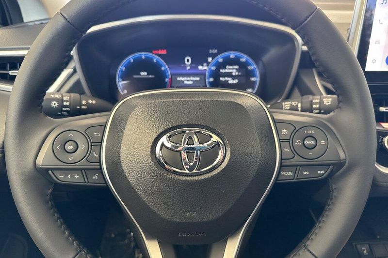 New 2026 Toyota Corolla Cross XLEImage 25