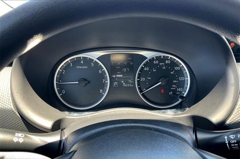 Used 2024 Nissan Kicks SImage 20
