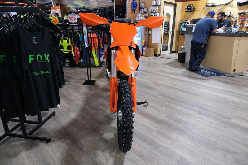 2025 KTM 250XCImage 7