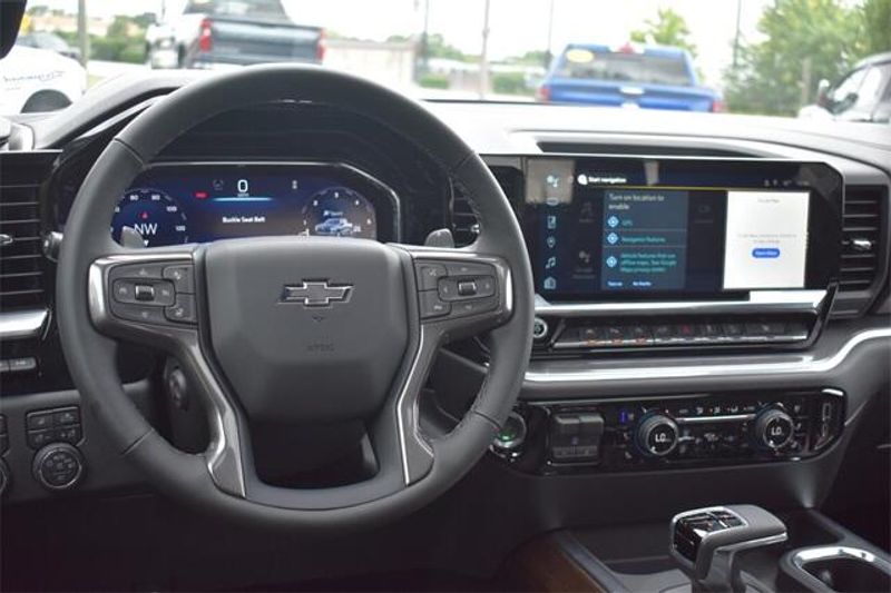 New 2025 Chevrolet Silverado 1500 High CountryImage 25
