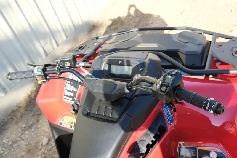 NEW 2026 CAN-AM OUTLANDER DPS 700 Image 11