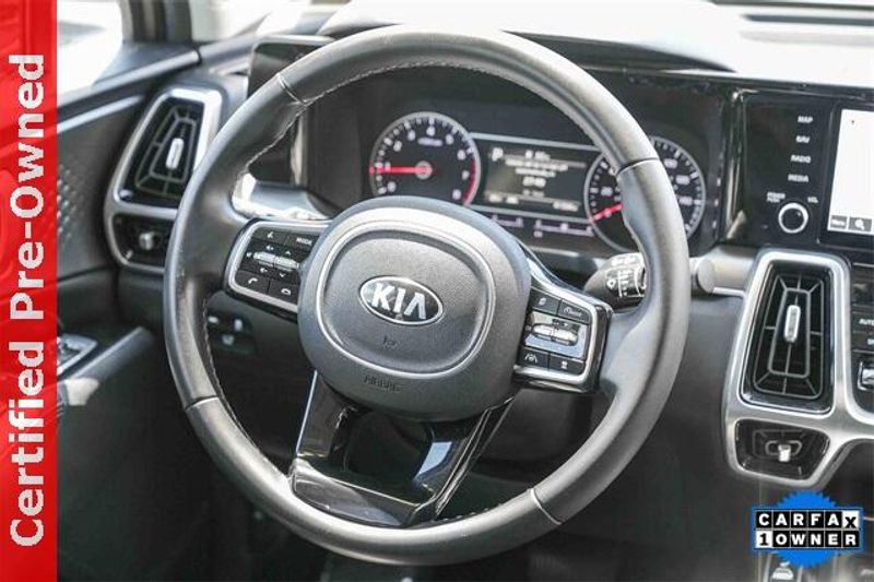 Used 2021 Kia Sorento SXImage 16