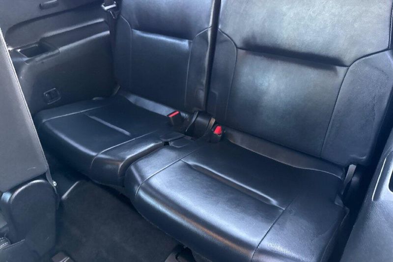 Used 2025 Mitsubishi Outlander SEImage 14