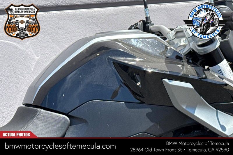 2020 BMW F 900 RImage 9
