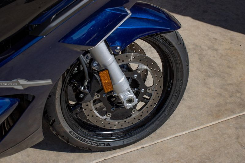 USED 2016 YAMAHA FJR1300A CA Image 10