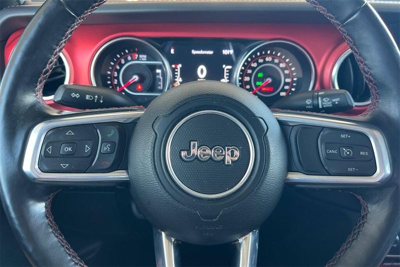 2021 Jeep Gladiator Rubicon photo 23