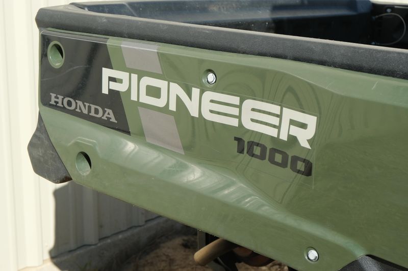 USED 2023 HONDA PIONEER 10006 CREW  DELUXE Image 14