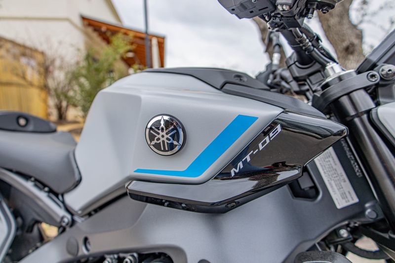 NEW 2026 YAMAHA MT09 Image 13