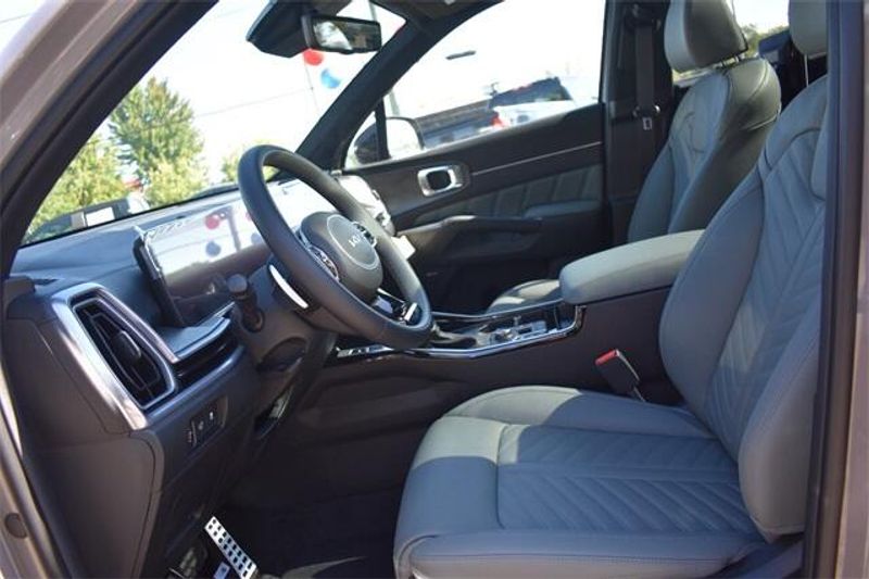 New 2025 Kia Sorento X-Line SX PrestigeImage 26