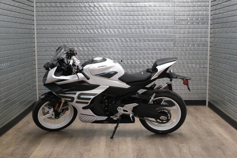 NEW 2026 CFMOTO 450SS Image 6