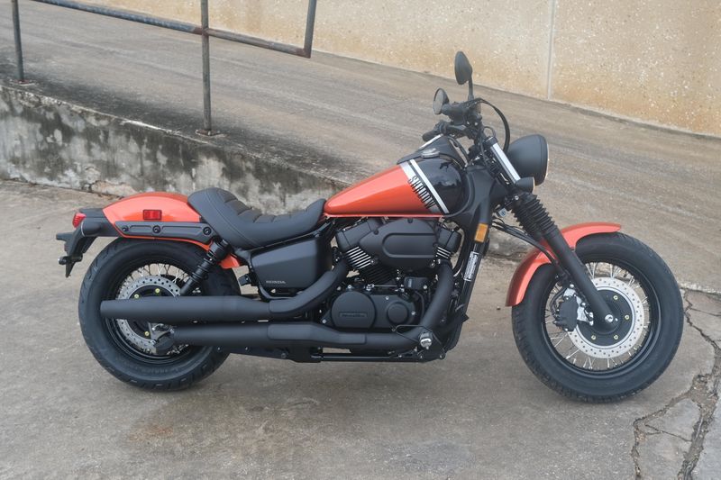 2025 Honda SHADOW PHANTOM FLARE ORANGE METALLIC Image 2