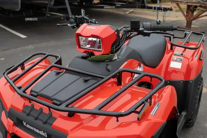 NEW 2026 KAWASAKI BRUTE FORCE 300 Image 14
