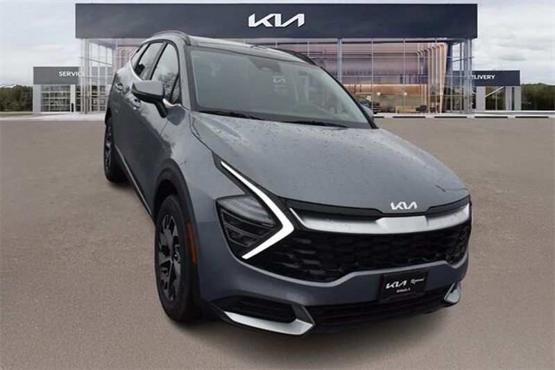 2025 Kia Sportage EXImage 9