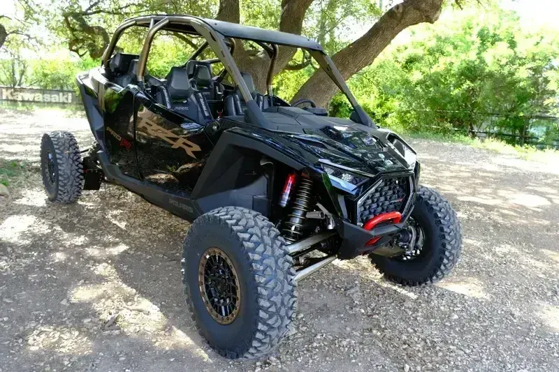 2025 Polaris RZR PRO R 4 ULTIMATE BLACK CRYSTAL AND SHADOW BRONZE Image 16