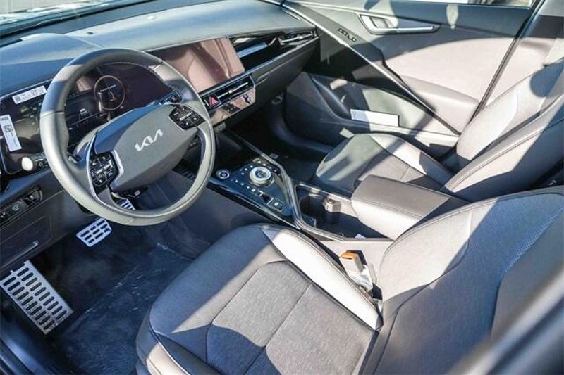 New 2026 Kia Seltos LXImage 11