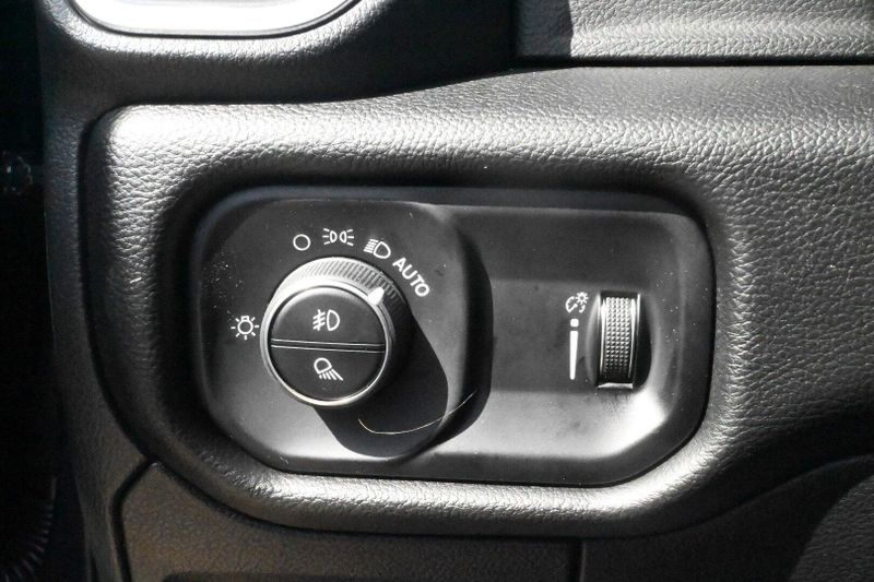 2025 RAM 1500 Big HornImage 16