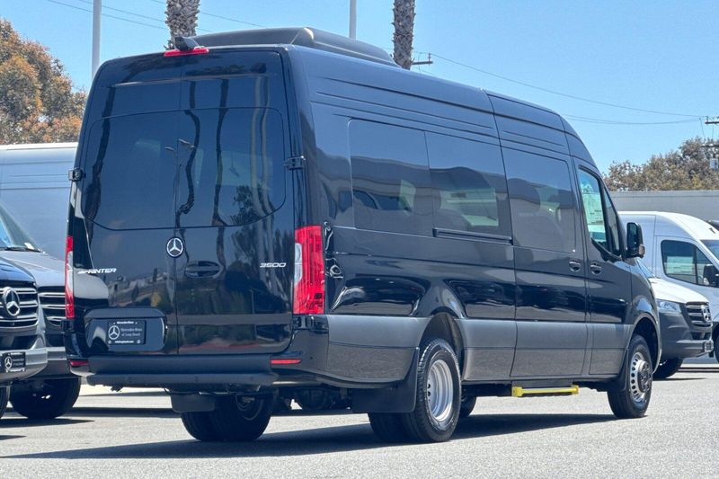 New 2026 Mercedes-Benz Sprinter 3500 Cargo 170 WBImage 4
