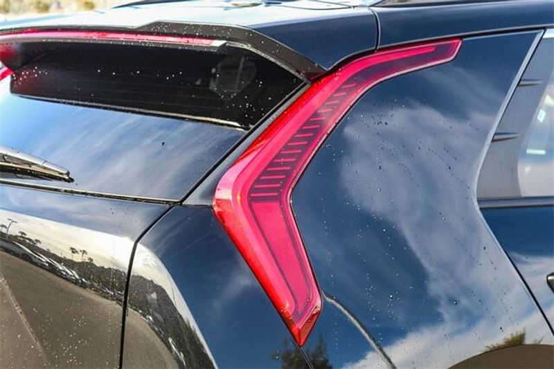 2025 Kia Niro EXImage 18