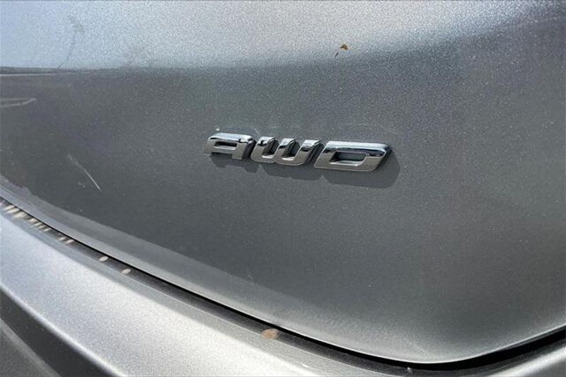 Used 2024 Ford Edge SELImage 7