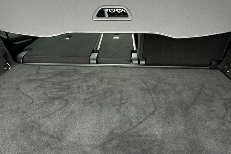 2023 Mercedes-Benz EQB 300Image 17