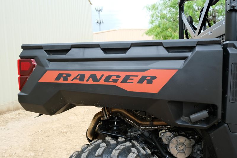 NEW 2026 POLARIS RANGER CREW 1000 PREMIUM Image 15
