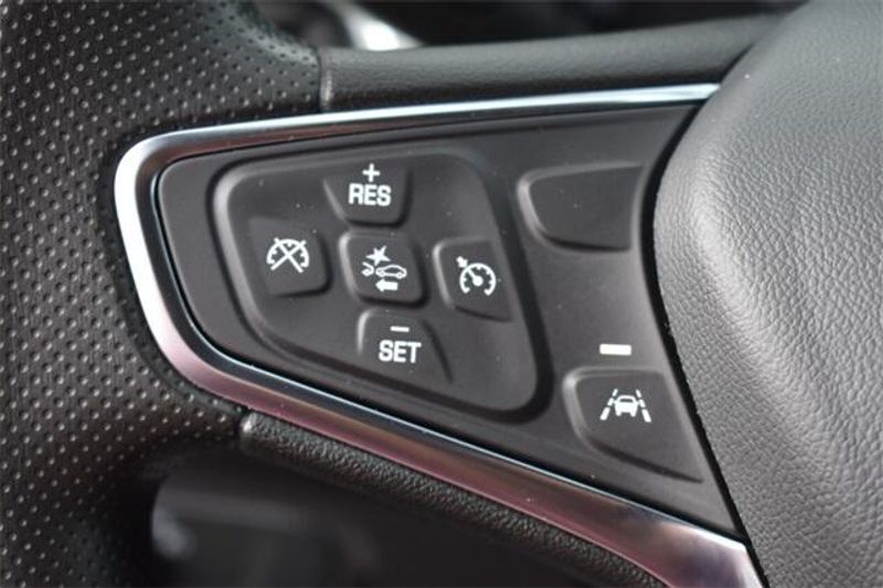 Used 2023 Chevrolet Equinox LTImage 27