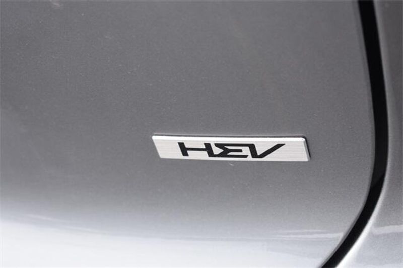 2025 Kia Niro LXImage 14