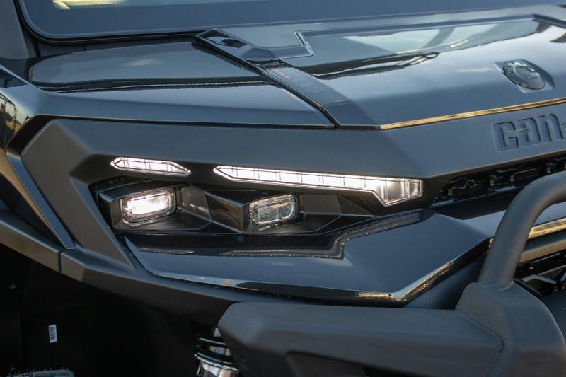 NEW 2026 CAN-AM DEFENDER MAX LONE STAR CAB HD11 Image 10