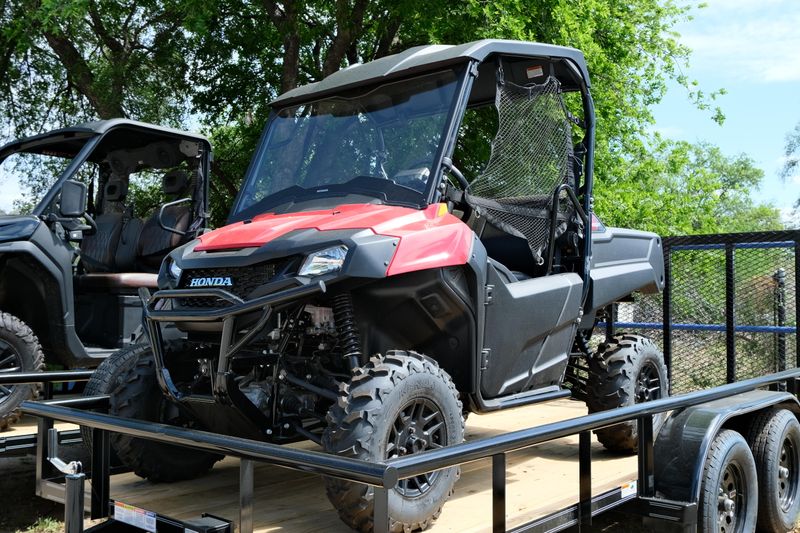NEW 2026 HONDA PIONEER 700 DELUXE Image 4