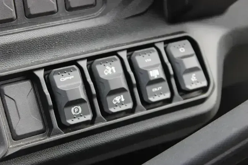 NEW 2026 CFMOTO UFORCE U10 XL PRO Image 17