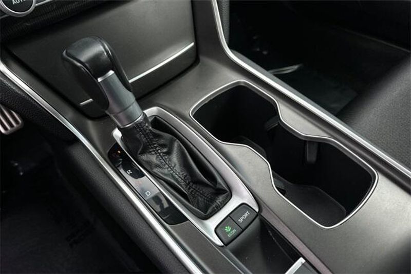 Used 2020 Honda Accord SportImage 18