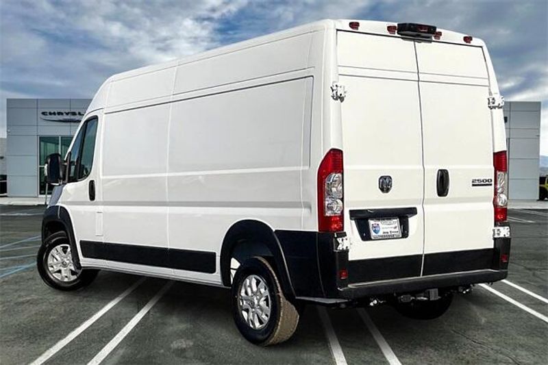 2025 RAM Promaster 2500 Slt Cargo Van High Roof 159