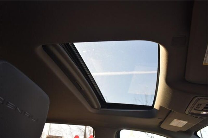 Used 2020 GMC Sierra 3500HD DenaliImage 16