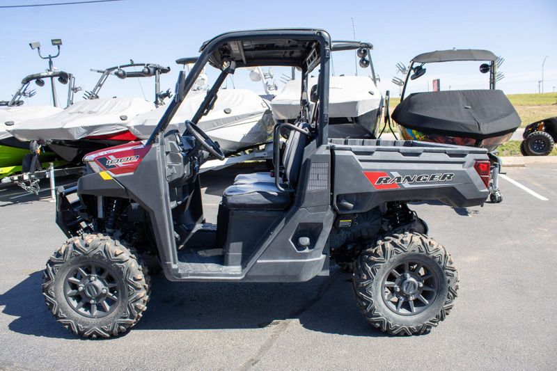 USED 2020 POLARIS RANGER 1000  EPS  PAINT SUNSET RED Image 5