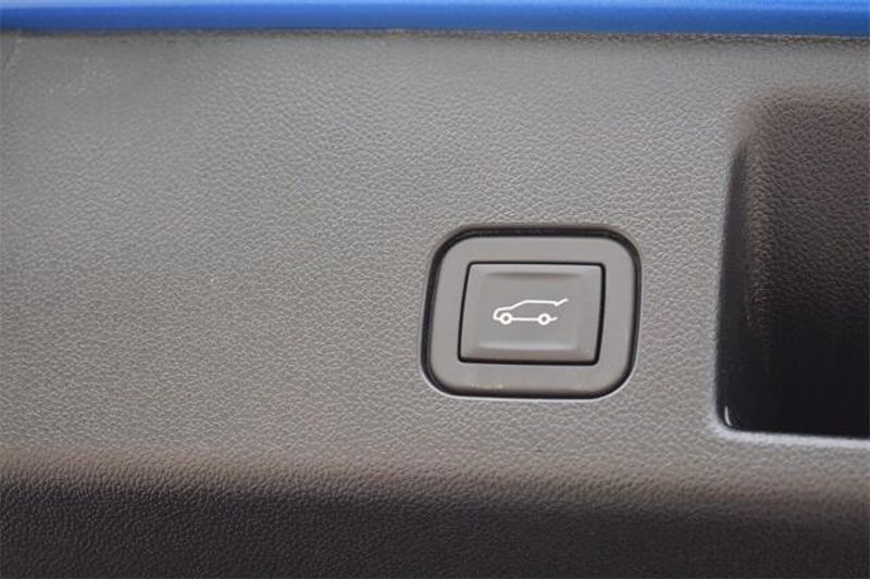 2025 Chevrolet Equinox EV RSImage 18