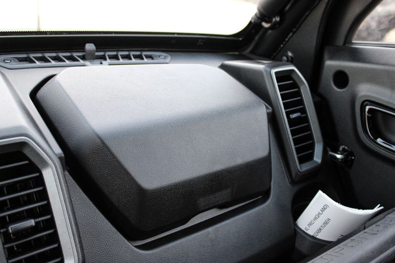 NEW 2026 CFMOTO UFORCE U10 PRO HIGHLAND Image 41