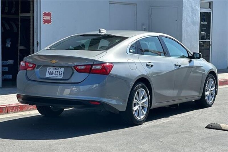 Used 2023 Chevrolet Malibu LTImage 4