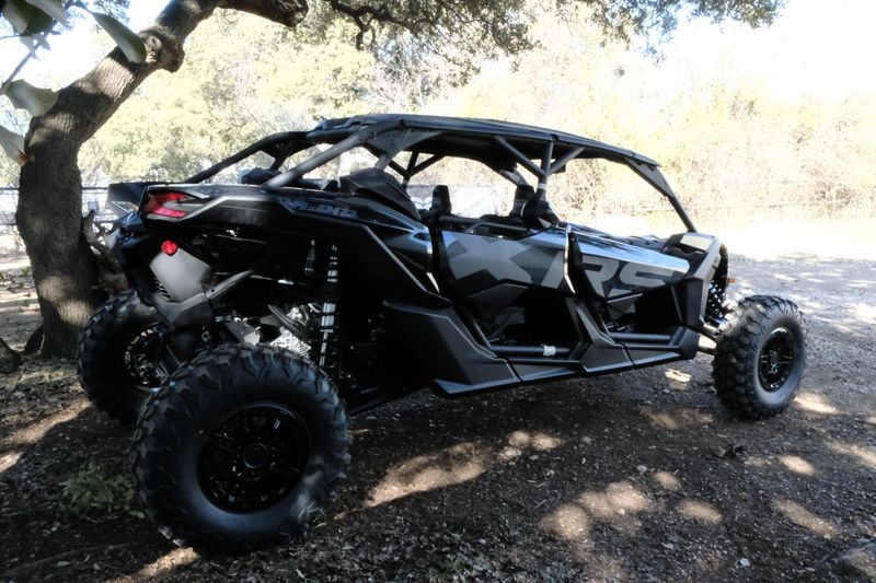 2025 Can-Am MAVERICK X3 MAX X RS TURBO RR TRIPLE BLACKImage 16