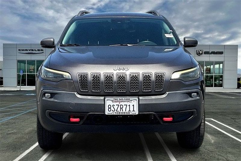 2021 Jeep Cherokee TrailhawkImage 2