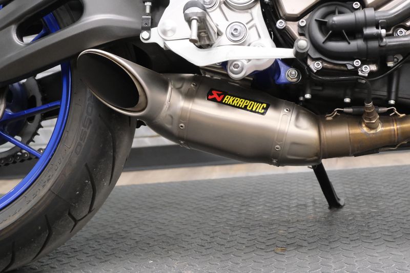 USED 2015 YAMAHA FZ07 Image 14