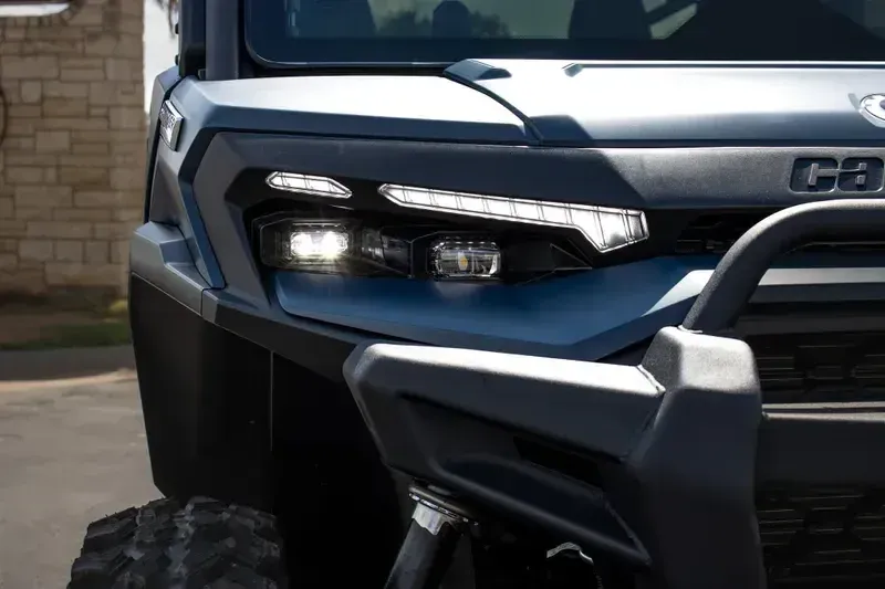 NEW 2026 CAN-AM DEFENDER MAX LIMITED CAB HD11 Image 6