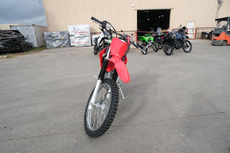 2025 Honda CRF125F BIG WHEEL REDImage 3