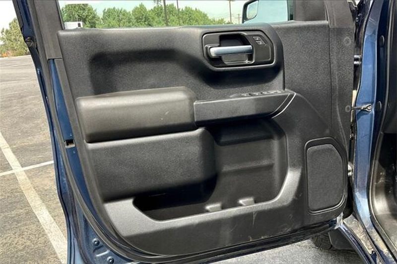 2021 Chevrolet Silverado 1500 CustomImage 22