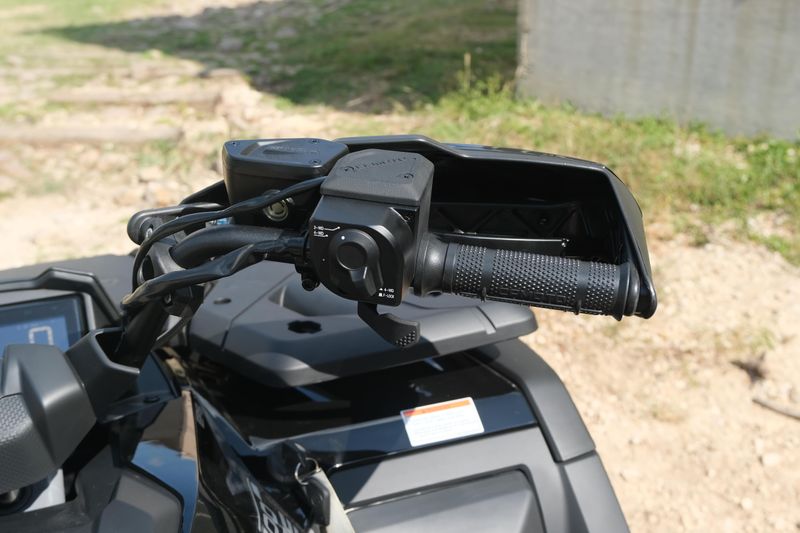 2025 CFMOTO CFORCE 600 TOURING NEBULA BLACK Image 24